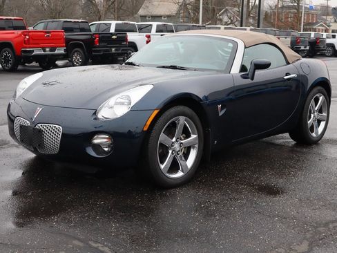 Used 2007 Pontiac Solstice Convertible w/ Premium Package image 20
