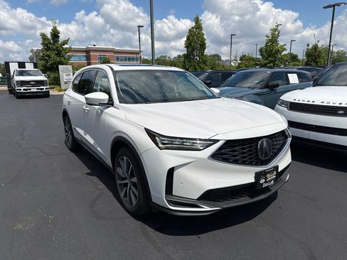 Used 2025 Acura MDX SH-AWD w/ Technology Package image 7