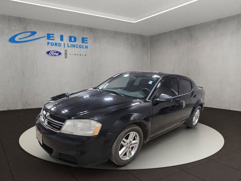 Used 2013 Dodge Avenger SE FWD image 5
