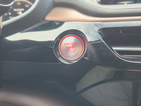 Used 2022 Acura MDX w/Technology Package image 33