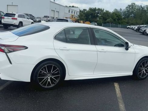 Used 2024 Toyota Camry SE w/ Cold Weather Package AWD/4WD image 8