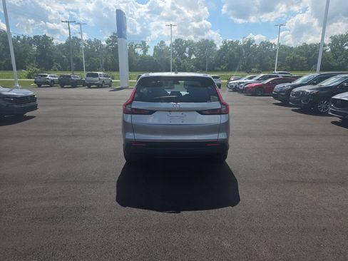 Certified 2023 Honda CR-V LX image 4