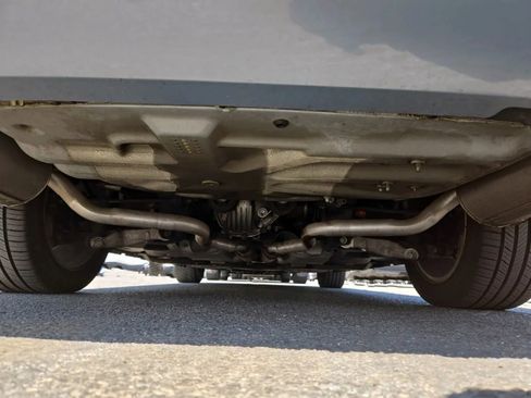 Used 2004 Ford Thunderbird image 52