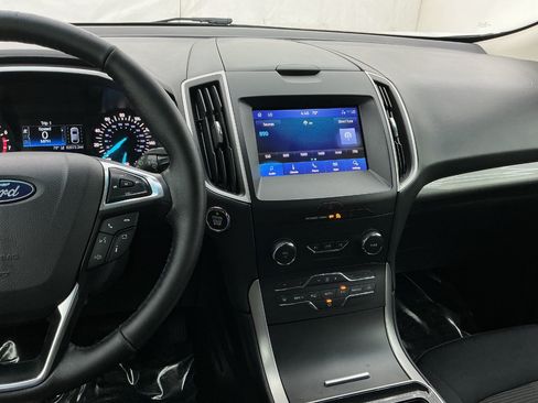 Used 2019 Ford Edge SEL FWD image 32