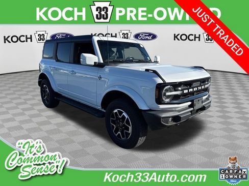 Used 2023 Ford Bronco Outer Banks AWD/4WD image 1