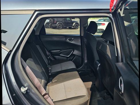 Used 2020 Kia Soul S image 8