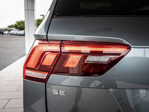 Certified 2023 Volkswagen Tiguan SE R-Line FWD image 13