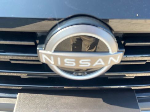 Certified 2025 Nissan Kicks SR w/ SR Premium Package AWD/4WD image 33