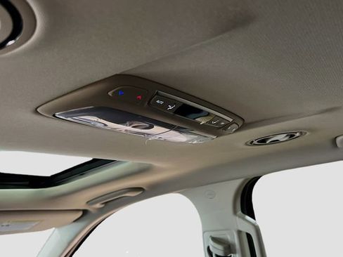 New 2025 Kia Telluride S image 28