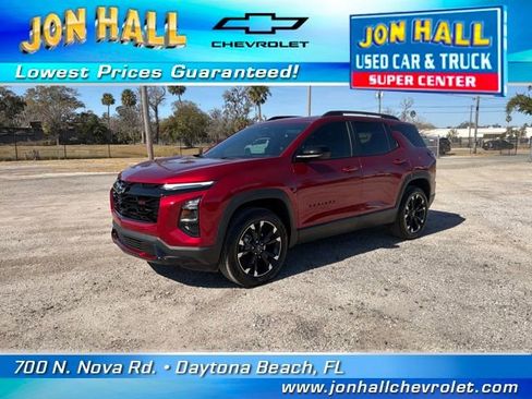 Used 2025 Chevrolet Equinox RS w/ Convenience Package III image 2