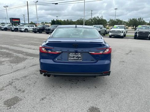 Certified 2025 Toyota Camry SE FWD image 6