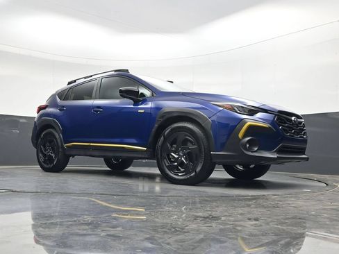 Used 2024 Subaru Crosstrek 2.5i Sport AWD/4WD image 40