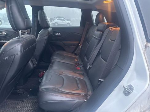 Used 2015 Jeep Cherokee Trailhawk w/ Comfort/Convenience Group image 13