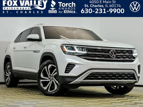 Certified 2023 Volkswagen Atlas Cross Sport SEL image 1