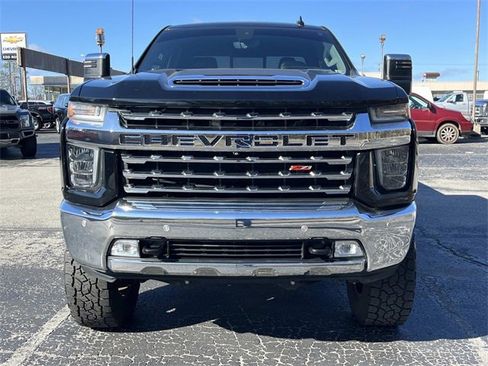 Used 2020 Chevrolet Silverado 2500 LTZ w/ LTZ Premium Package image 8