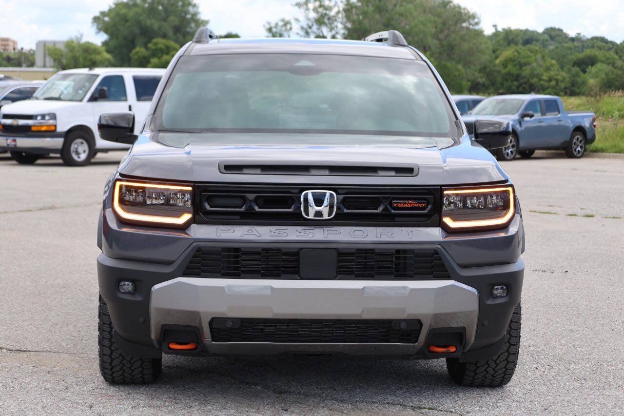 Used 2026 Honda Passport TrailSport image 2