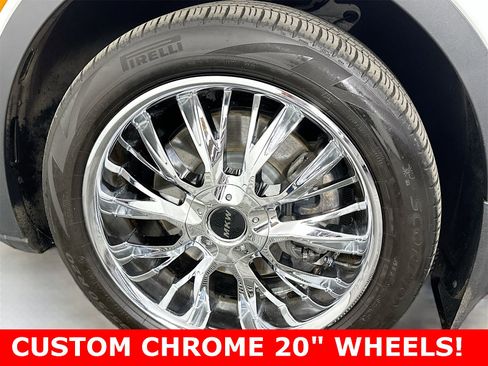 Used 2023 Volkswagen ID.4 Pro S image 9