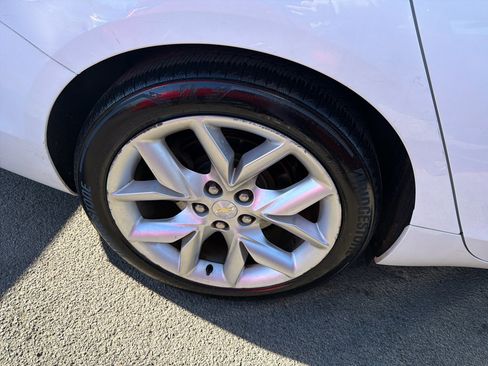 Used 2014 Chevrolet Impala LT image 5