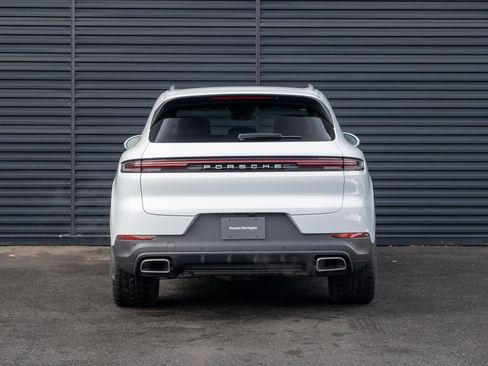 New 2026 Porsche Cayenne image 7