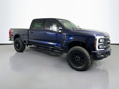 New 2025 Ford F250 Lariat w/ Black Appearance Package