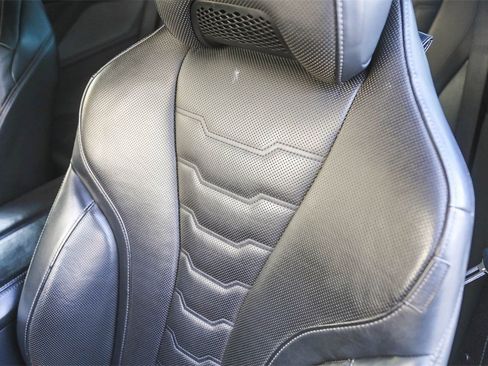 Used 2024 BMW 840i Convertible image 24