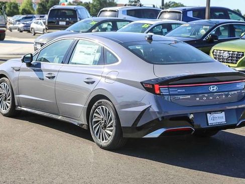 New 2026 Hyundai Sonata Limited FWD image 10