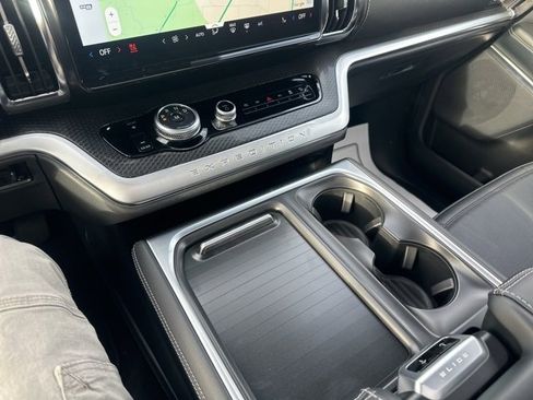 New 2026 Ford Expedition Max Platinum w/ Stealth Appearance Package image 39