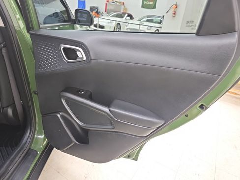 Used 2021 Kia Soul EX FWD image 16