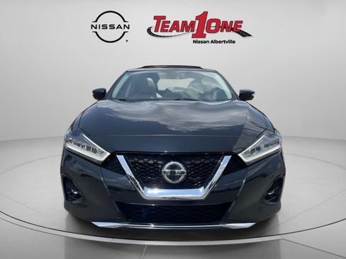 Used 2021 Nissan Maxima Platinum w/ Sport Mat Group FWD image 2