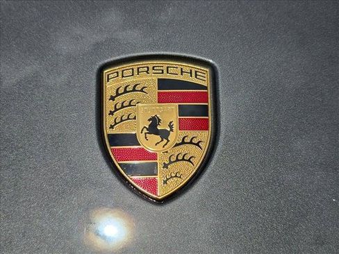 Used 2017 Porsche 718 Cayman RWD image 21