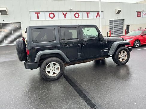 Used 2011 Jeep Wrangler Unlimited Sport AWD/4WD image 7