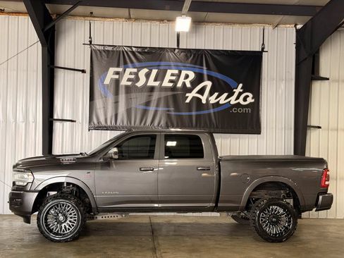 Used 2019 RAM 2500 Laramie AWD/4WD image 1