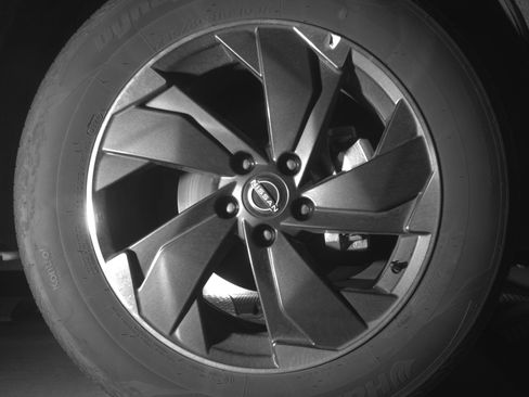 Used 2025 Nissan Rogue SV AWD/4WD image 13