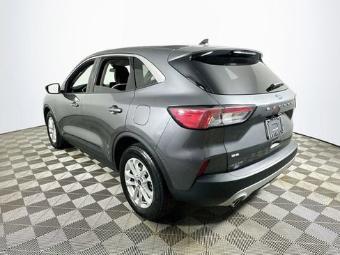 Used 2022 Ford Escape SE FWD image 5