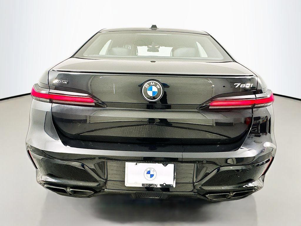 Used 2026 BMW 760i xDrive w/ Executive Package AWD/4WD image 6