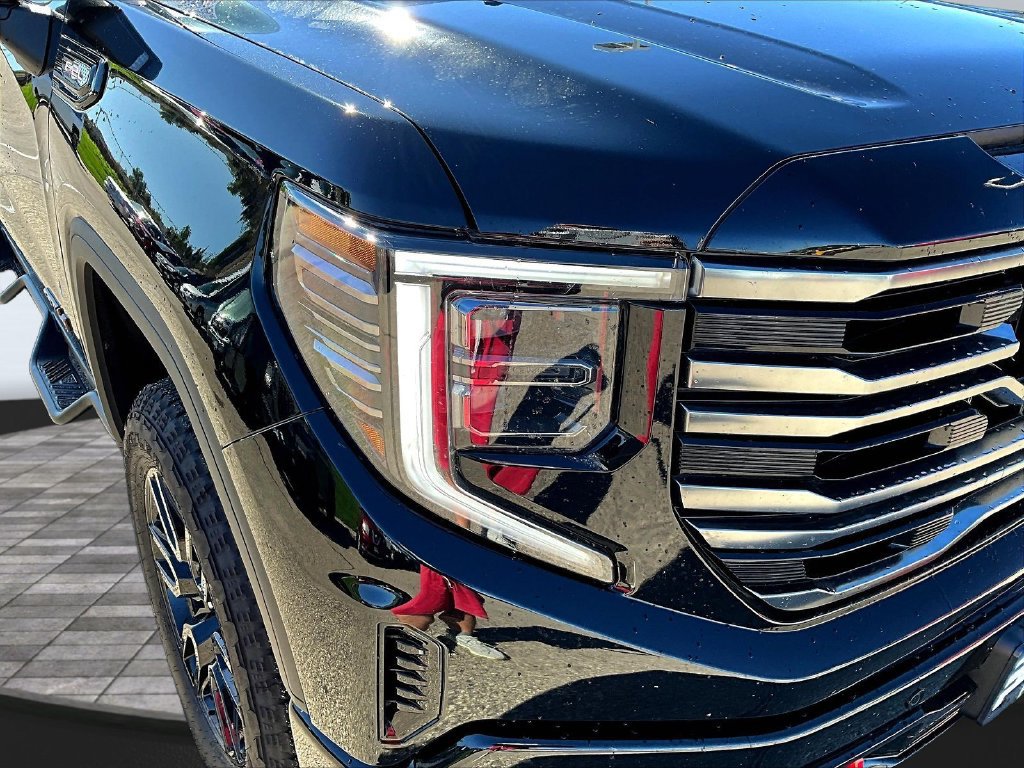 Used 2026 GMC Sierra 1500 AT4 w/ AT4 Premium Package AWD/4WD image 35