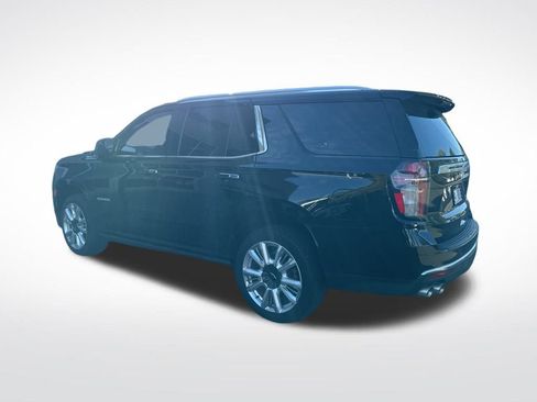 Used 2021 Chevrolet Tahoe High Country w/ Premium Package image 3