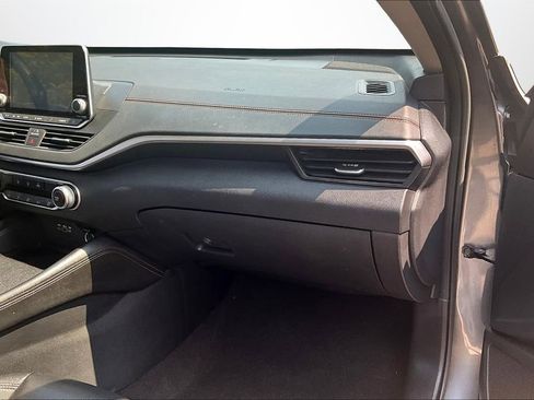 Used 2020 Nissan Altima 2.5 SR image 25