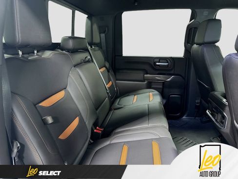Used 2022 GMC Sierra 2500 AT4 w/ AT4 Preferred Package AWD/4WD image 30