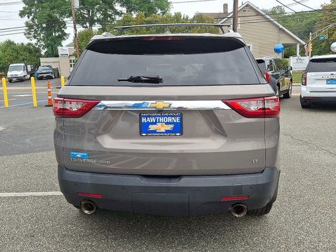 Used 2018 Chevrolet Traverse LT image 5
