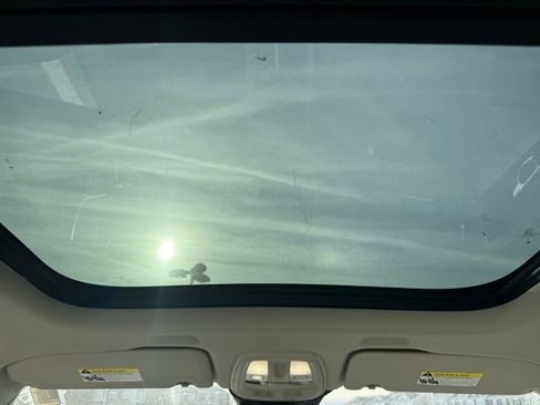 Used 2023 Volvo XC60 B5 Plus w/ Climate Package image 15