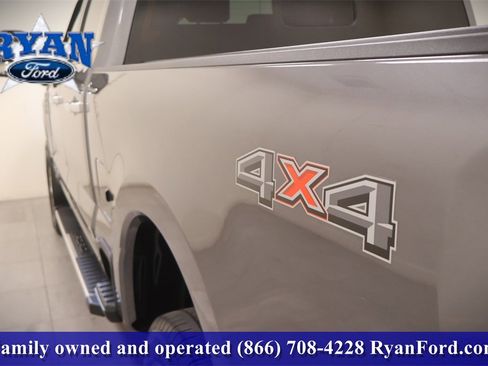 Used 2023 Ford F250 Lariat w/ Chrome Package image 33