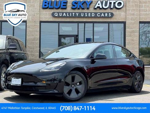 Used 2023 Tesla Model 3 Standard Range RWD image 1