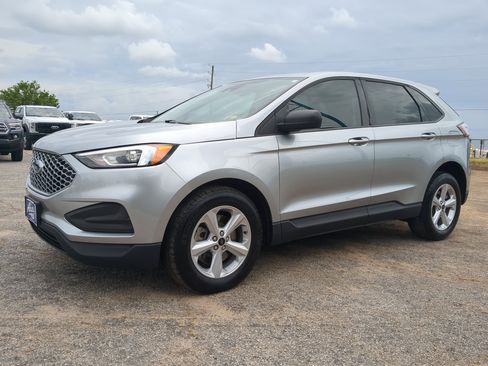 Used 2024 Ford Edge SE w/ Cargo Accessory Package AWD/4WD image 6