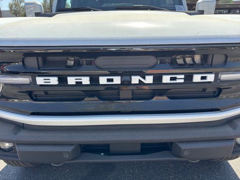 New 2026 Ford Bronco Outer Banks AWD/4WD image 21