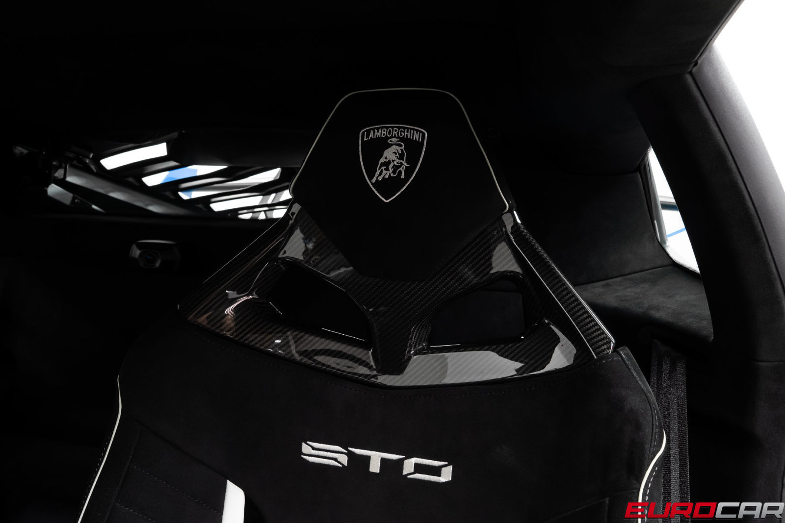 Used 2022 Lamborghini Huracan STO RWD image 46