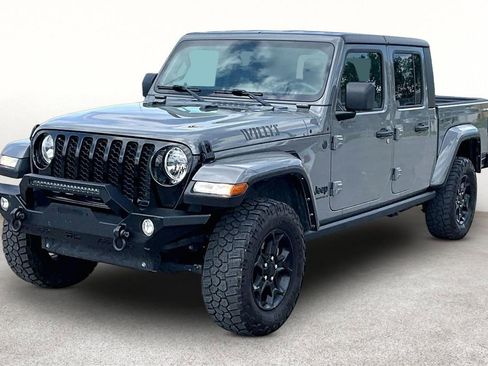 Used 2023 Jeep Gladiator Sport AWD/4WD image 13