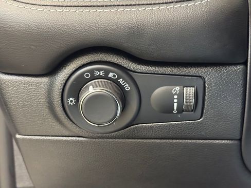 Used 2025 Dodge Durango SRT Hellcat w/ Black Package image 32