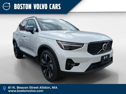 New 2026 Volvo XC40 B5 Ultra w/ Protection Package Premier AWD/4WD image 1