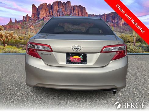 Used 2013 Toyota Camry LE image 6